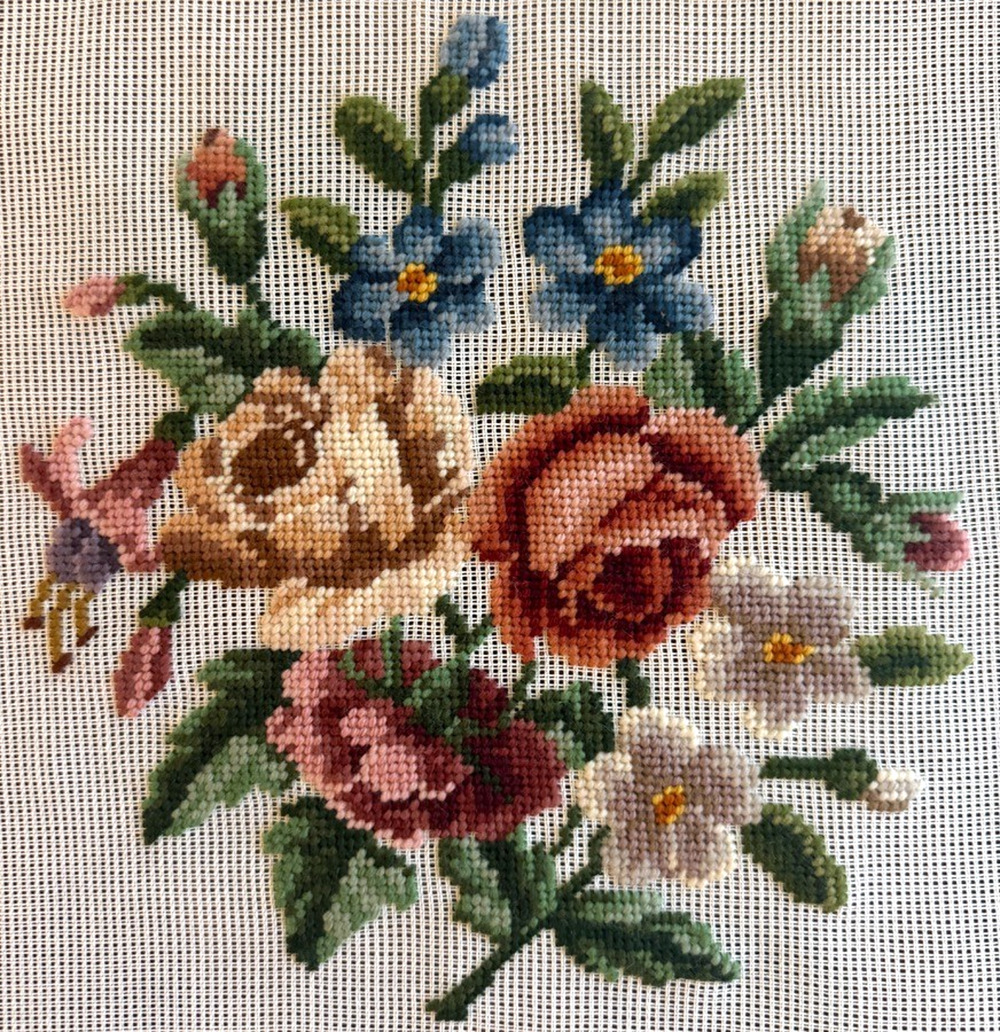 Vintage Preworked Decorator Needlepoint Canvas Dritz Floral Roses Design 10 x 10